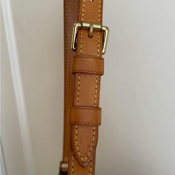 Louis Vuitton Monogram Musette Salsa - Picture 7 of 13